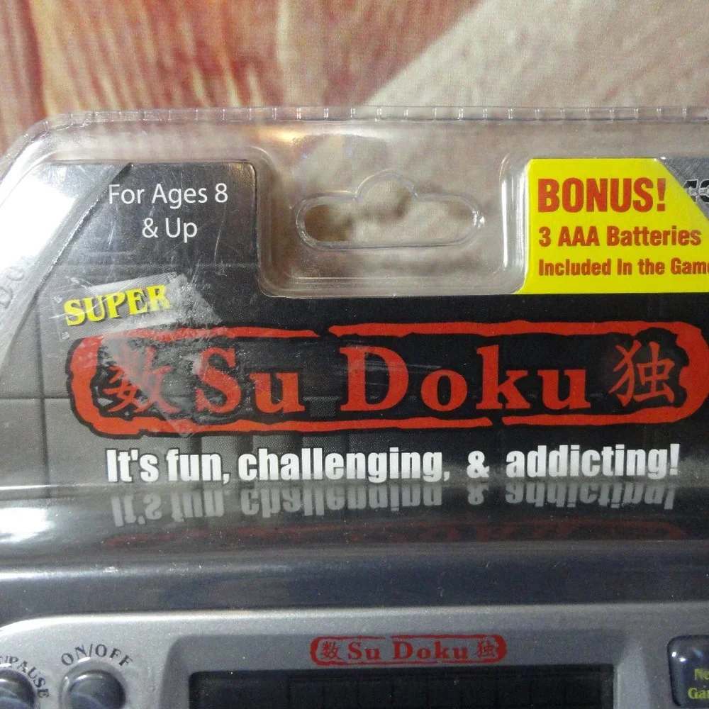 Su Doku Hand Held Portable game~w batteries~new~over 1600 puzzles.